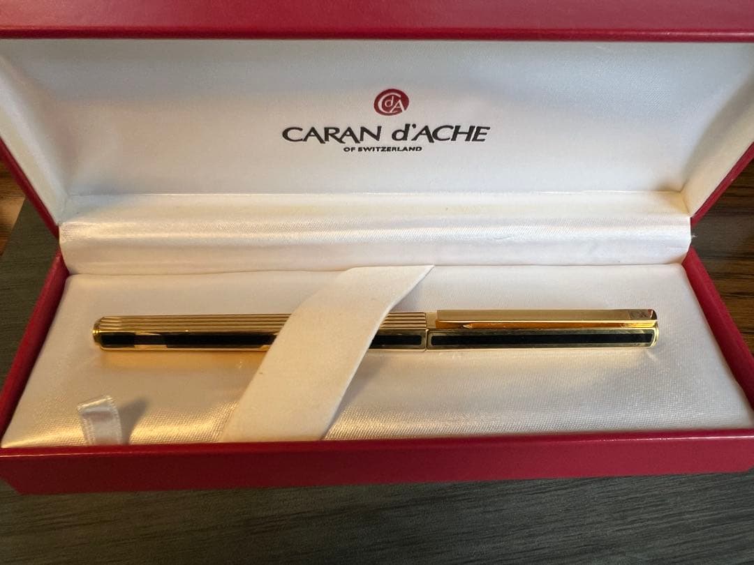 【稀少】カランダッシュ（Caran d’Ache）万年筆 18金 EF（極細）