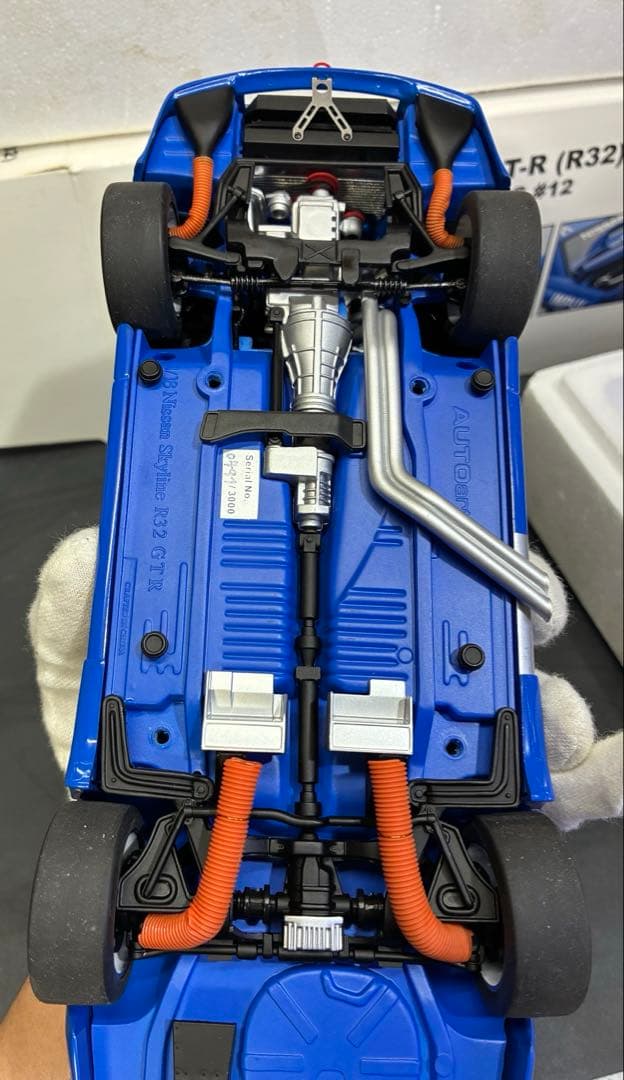 オートアート 1/18 日産スカイラインGT-R R32 カルソニック1990