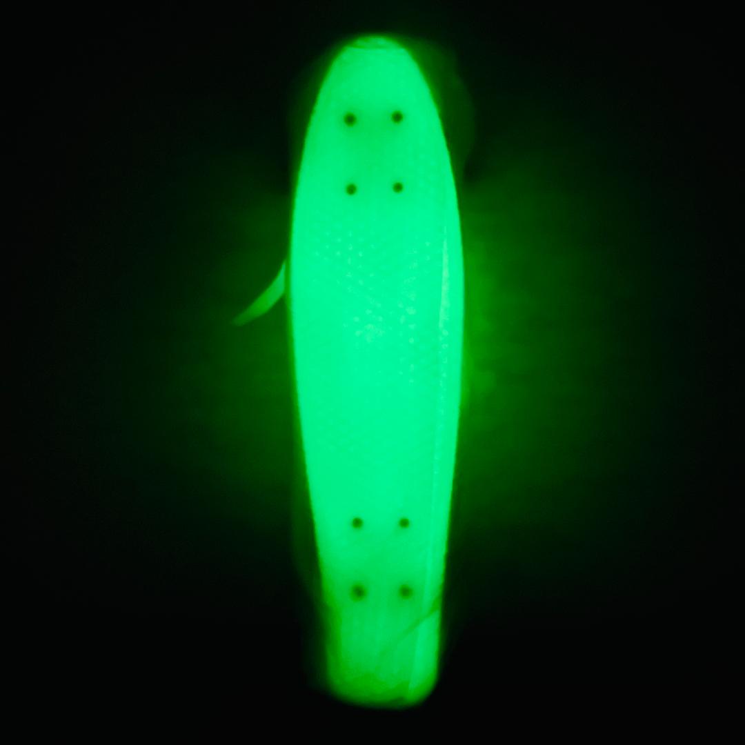 【希少カラー】Penny 22インチ ミニクルーザー 蓄光 キャスパー ラメ