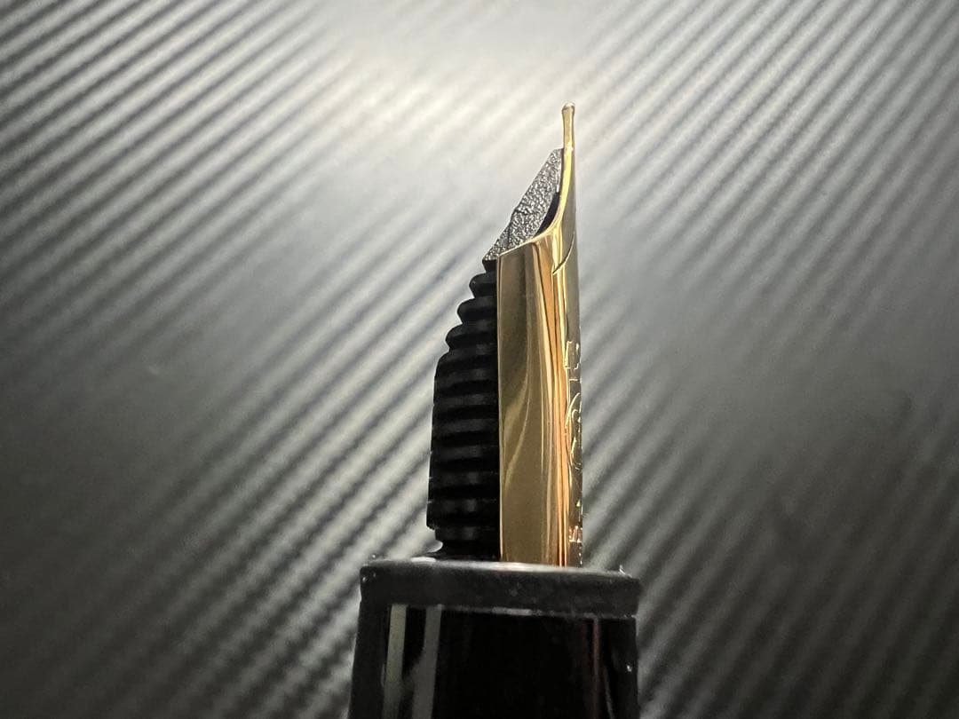 モンブラン マイスターシュテュック 146 万年筆 全金 14K F 細字