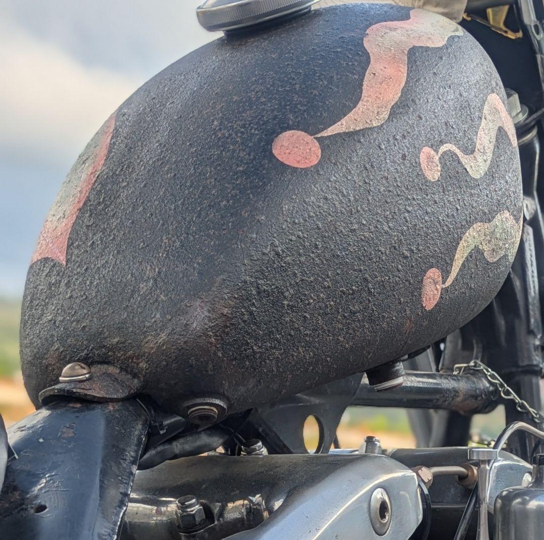 ピーナッツタンク　タンク　エイジング　ハーレー　ショベル　パン　エボ