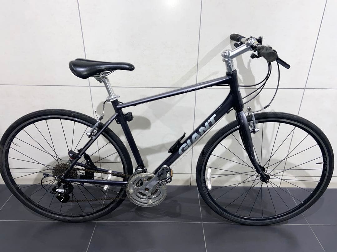 GIANT escape R3 クロスバイク　ジャイアント　エスケープrx自転車