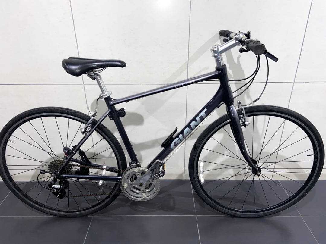 GIANT escape R3 クロスバイク　ジャイアント　エスケープrx自転車