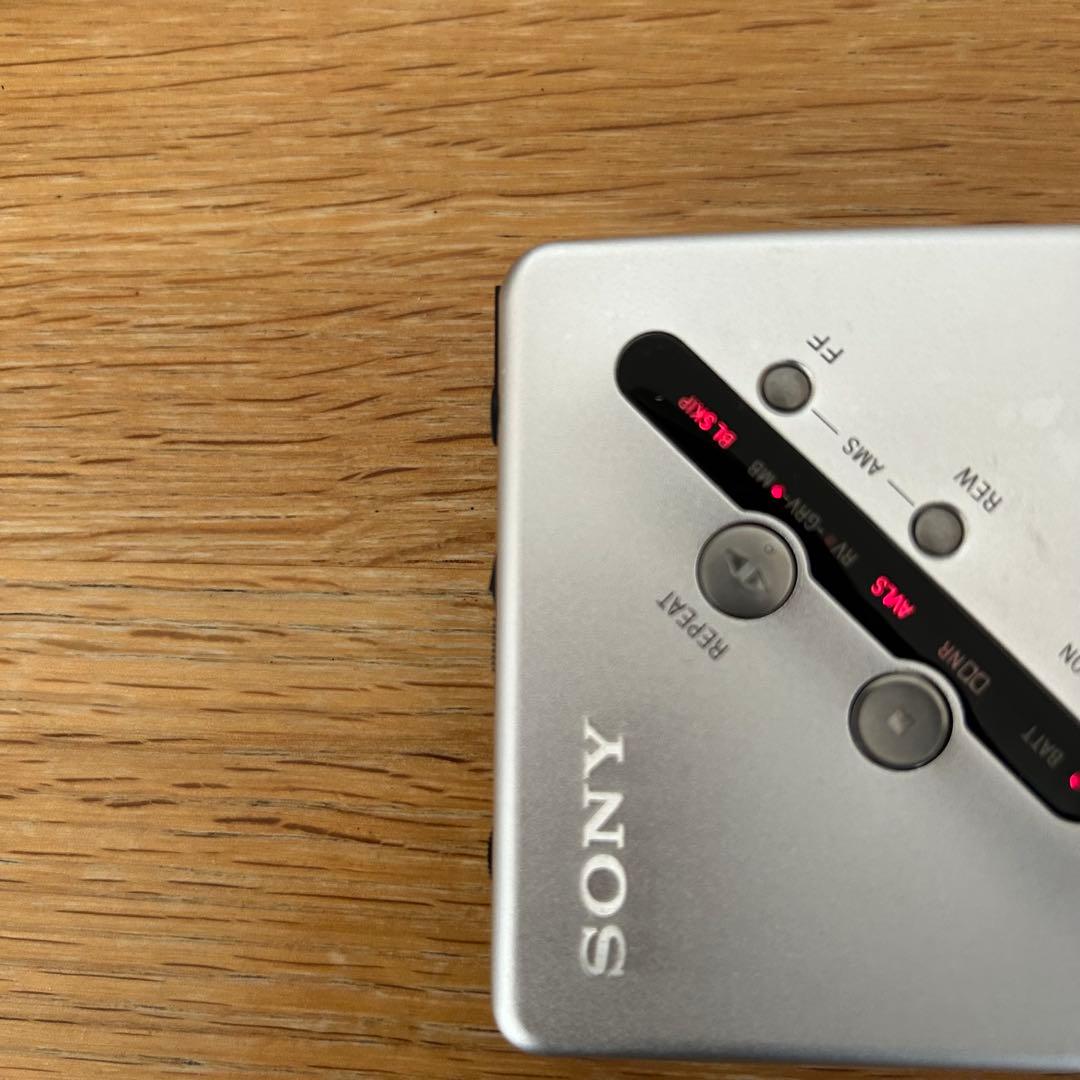 ポータブルプレーヤー SONY WM-EX677