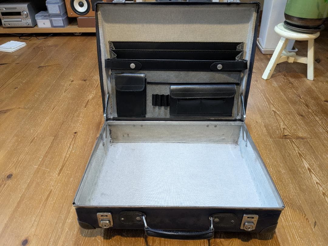 グローブトロッター18インチアタッシュ