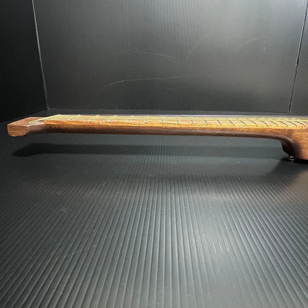 激レア 美品 ミンミンギター 6弦 minmin 民族楽器 弦楽器 まミニギター