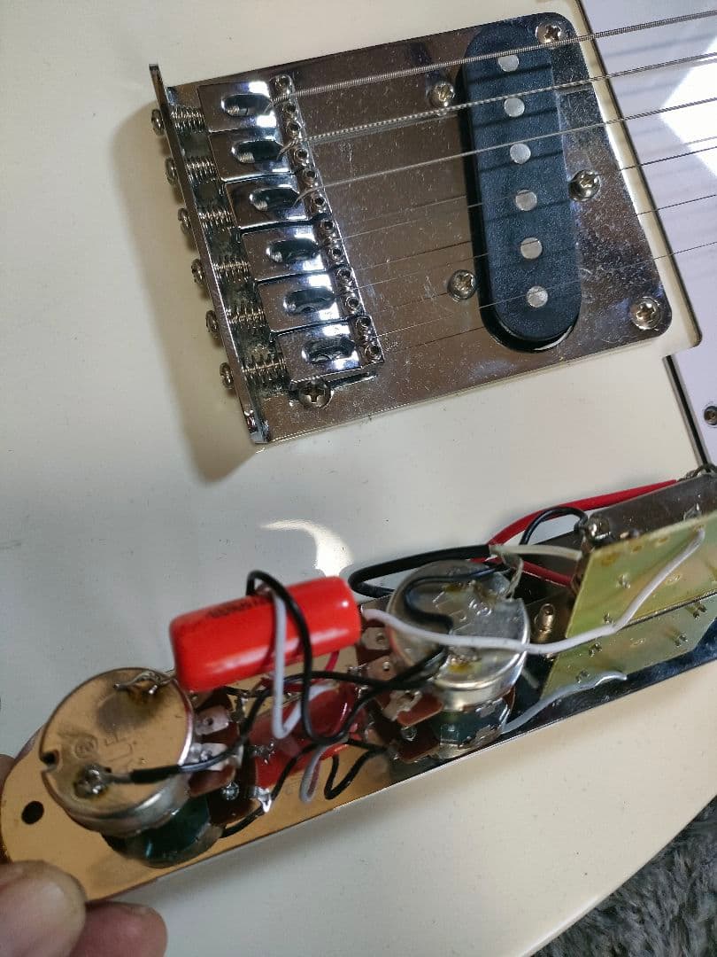 PlayTech テレキャスタータイプ エレキギター　白　本体のみ　USED