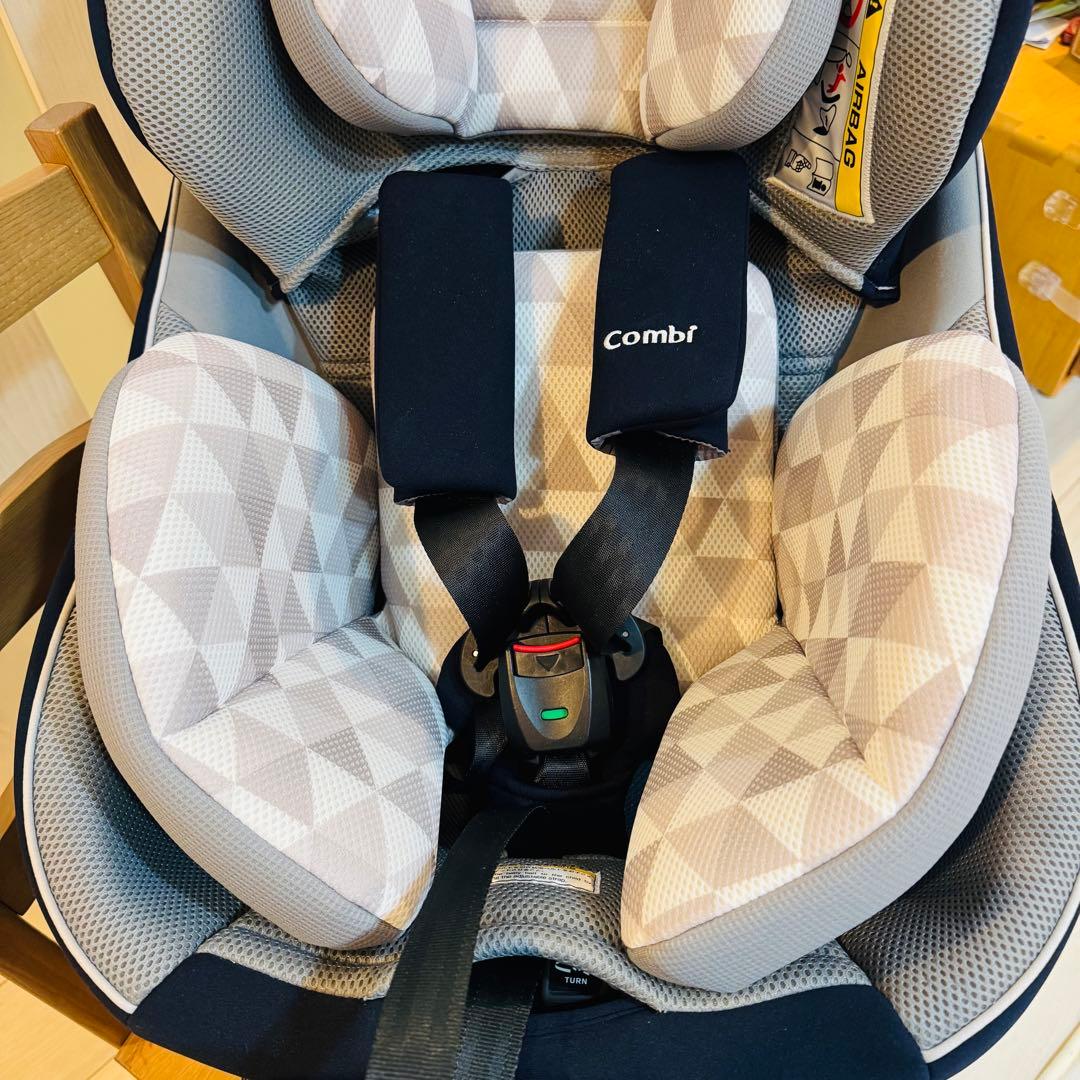 CombiクルムーヴスマートISOFIX エッグショックJN-570