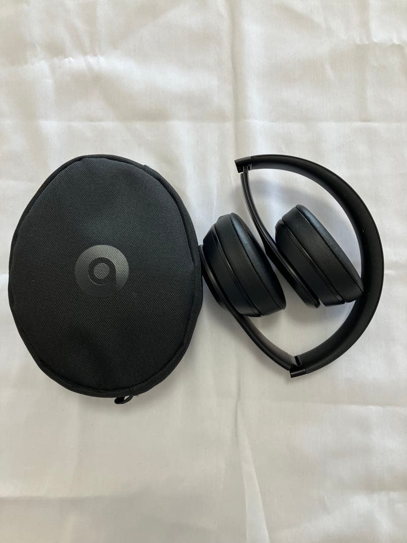 美品　BEATS SOLO3 ワイヤレスヘッドホン