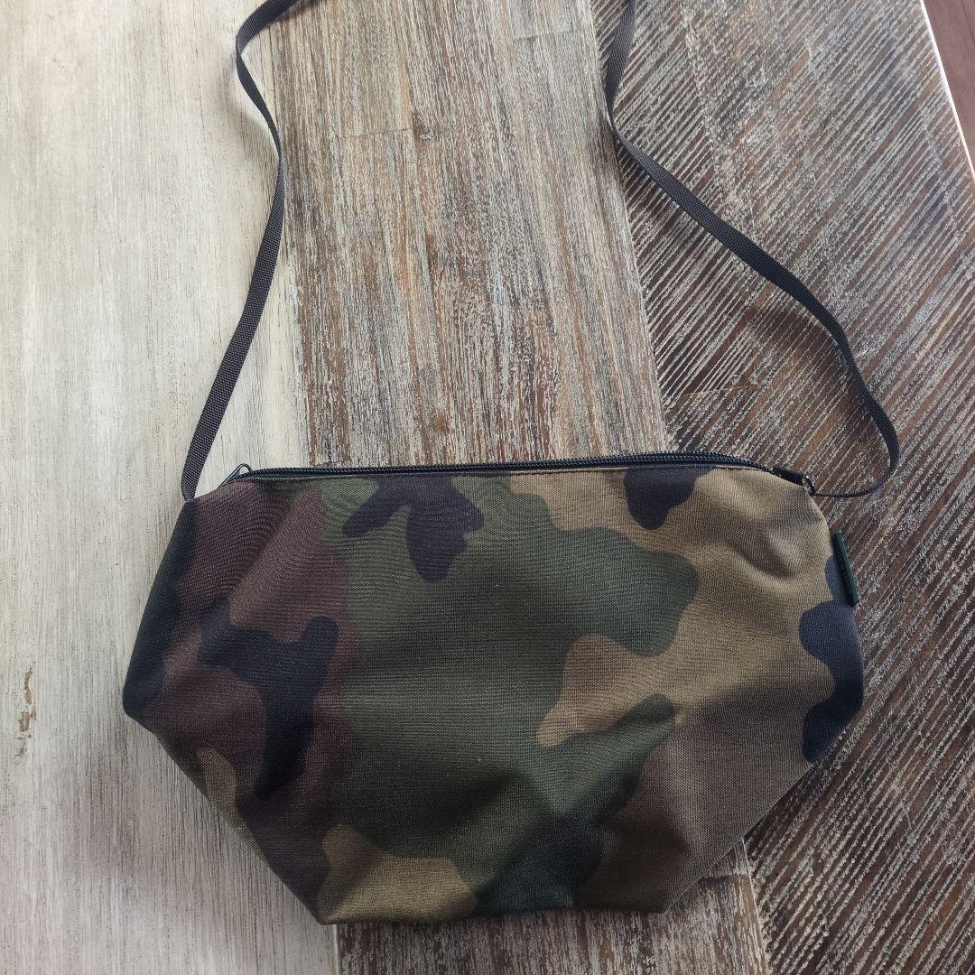 エルベシャプリエ　ビッグポシェット