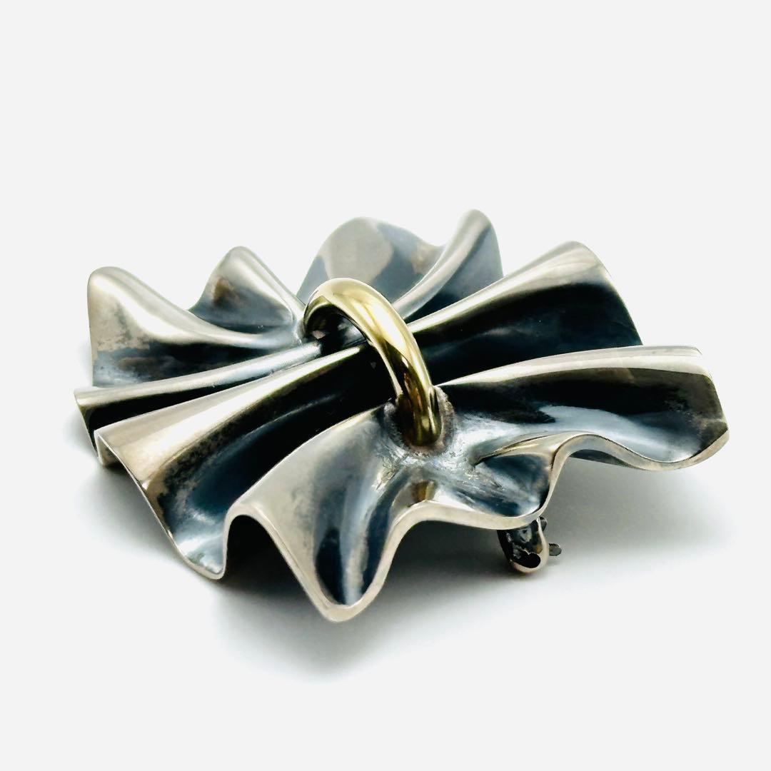   399 ギャザー　シルバーブローチ　925 燻　コンビ