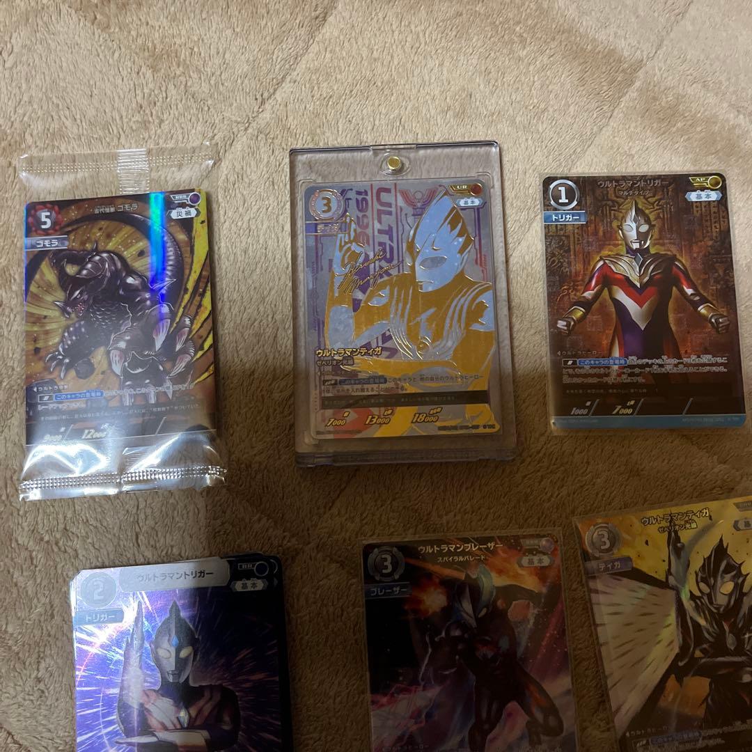ウルトラマンカードゲーム1ボックス分