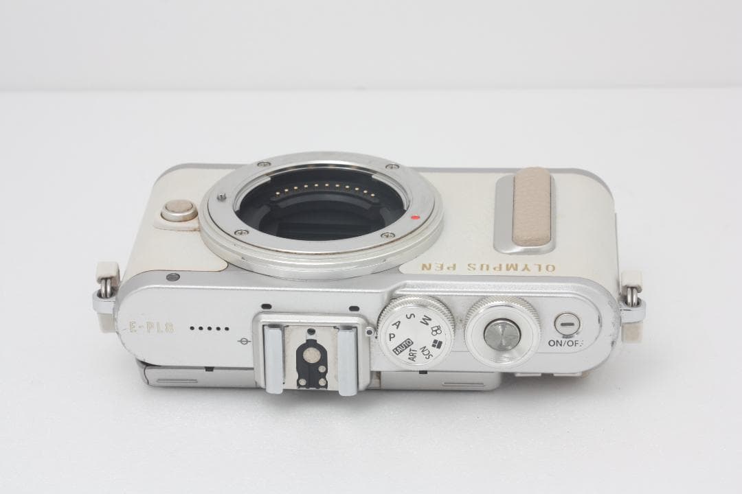 オリンパス OLYMPUS PEN E-PL8 ボディ完動品 #310c