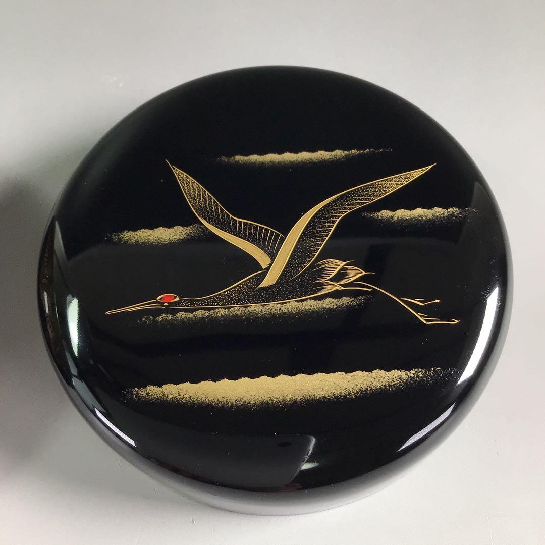 Ｐ８９３　棗　『前志芸男作』『沈金』『松に鶴蒔絵』『平棗』　共箱　茶道具