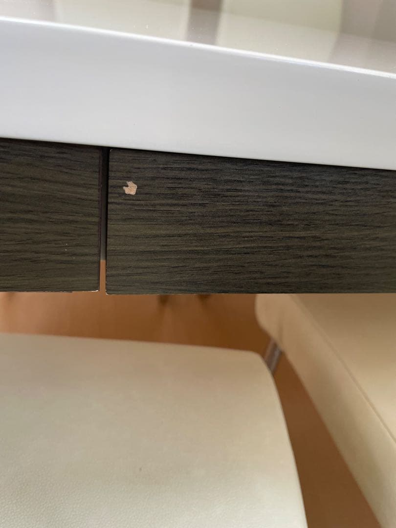 売り切り価格！ニトリ　ダイニングテーブル　135×80×70 引き出し付き