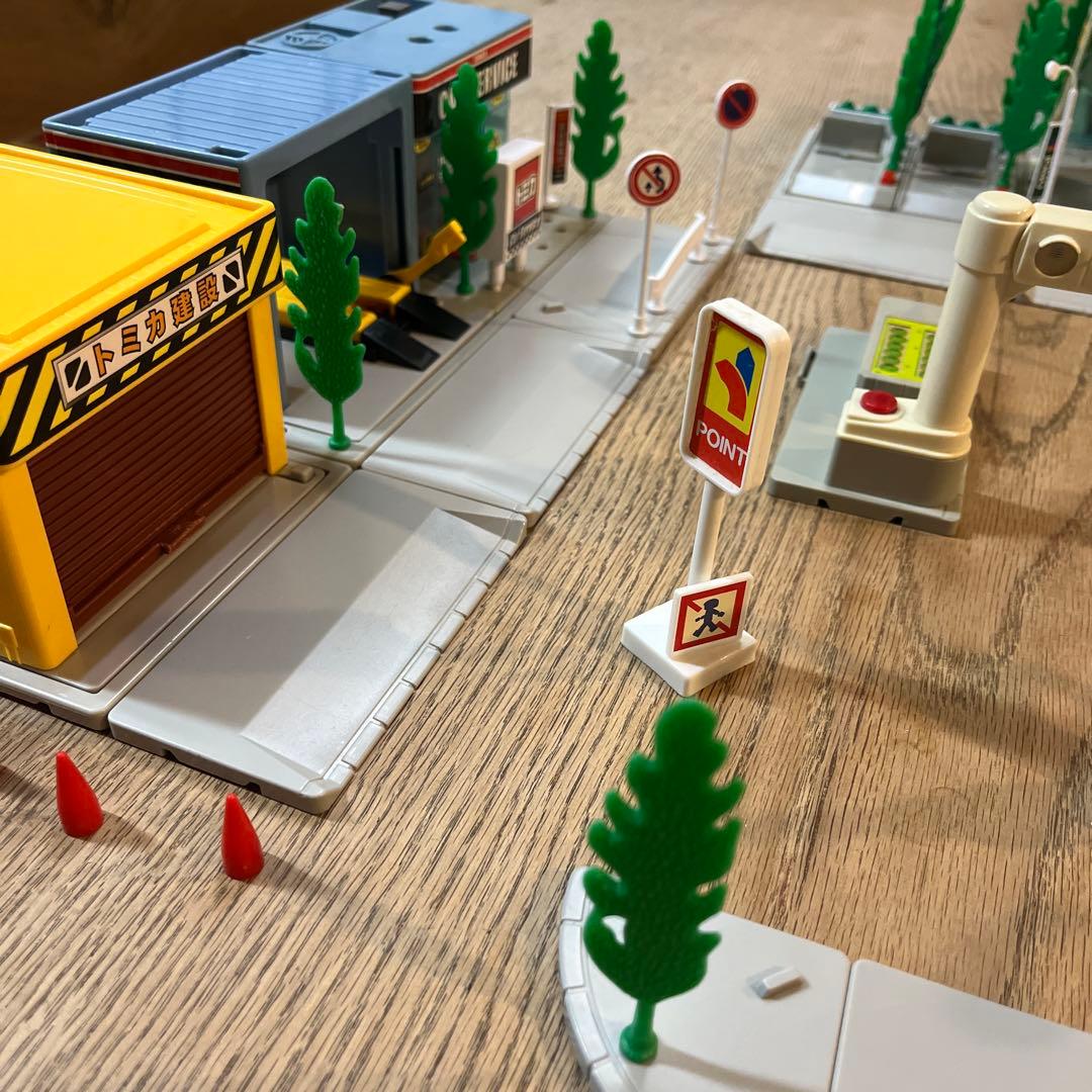 トミカタウン　ガソリンスタンドJOMO トミカ建設カーサービス駐車場　レア絶版