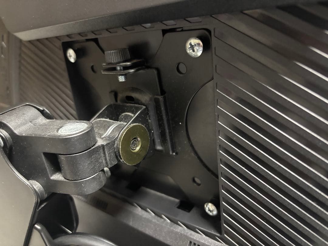 4K 32インチ　144hz モニター IPSパネル