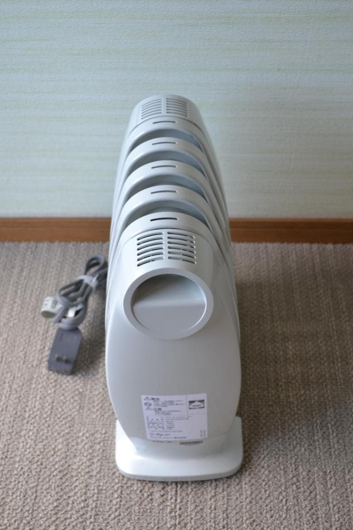美品デロンギ　ミニオイルヒーター　RHJ01A0505-DW [1~3畳用]