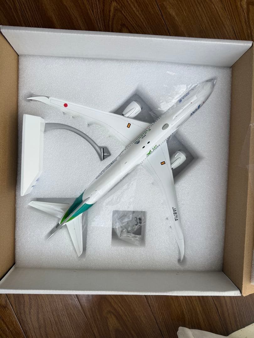 航空機・ヘリコプター JC Wings JA871A 1:200 ANA FUTURE PROMISE