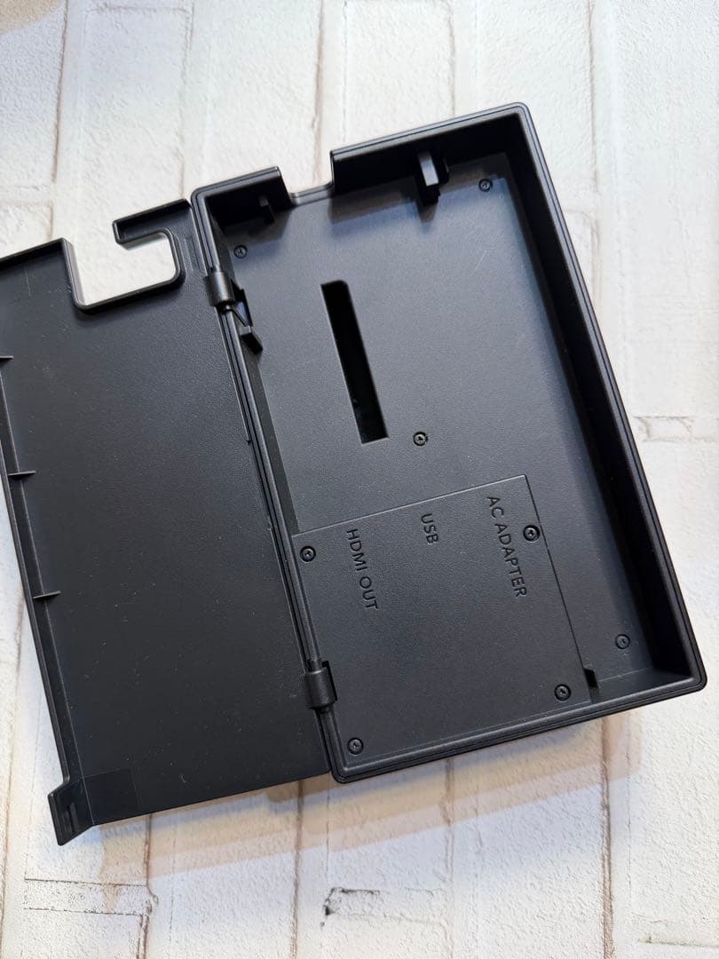 Sたろ3ヶ月使用】Nintendo Switch 本体 グレー