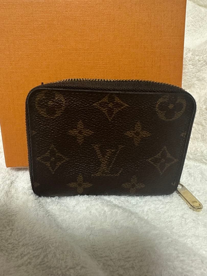 Louis Vuitton ジッピーケース　モノグラム　　　早い物勝ち⭐︎