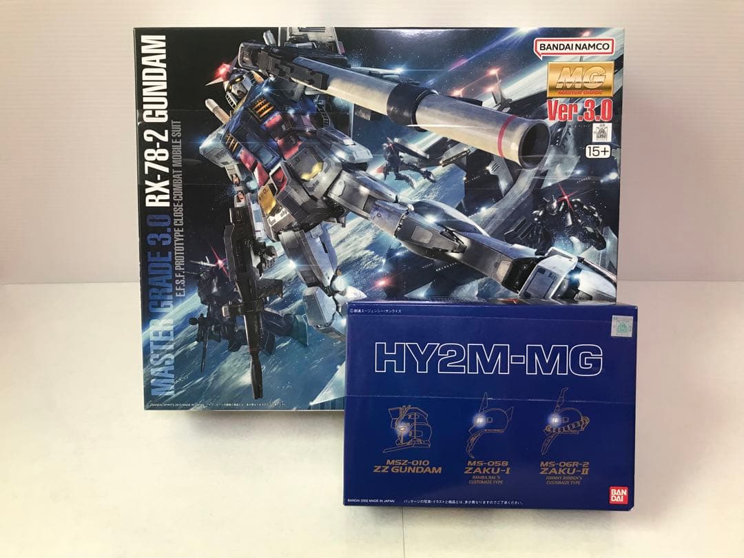 MG 1/100 ガンダム Ver.3.0 ➕　MG 発光ヘッド