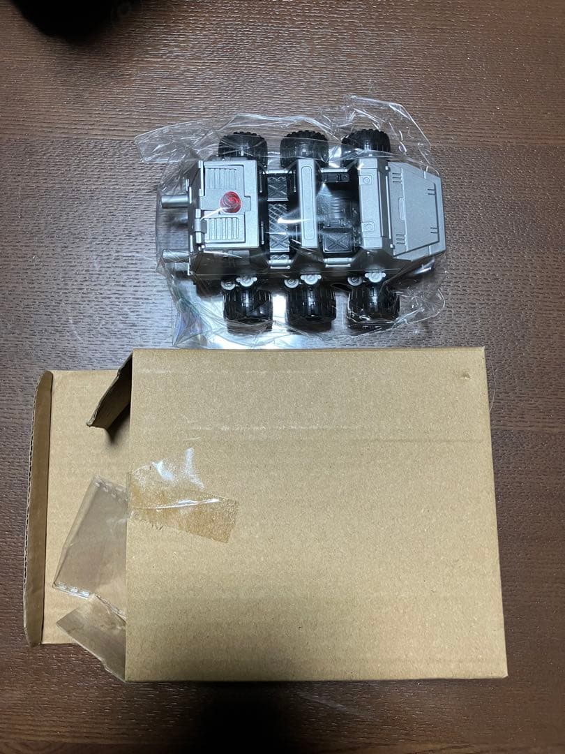 トランスフォーマー オプティマスプライム WEIJIANG