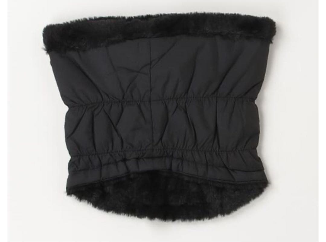 【新品未使用】1PIU1UGUALE3 ネックウォーマー 黒