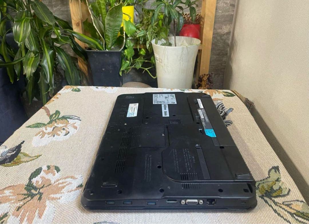 富士通 LIFEBOOK AH77/HNi7&Windows11ノートPC