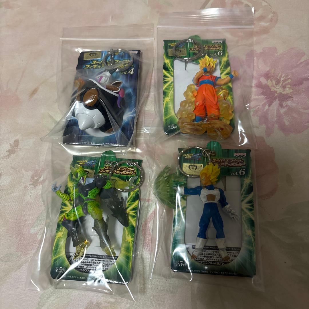 ドラゴンボール改　スーパーエフェクトフィギュアキーホルダー