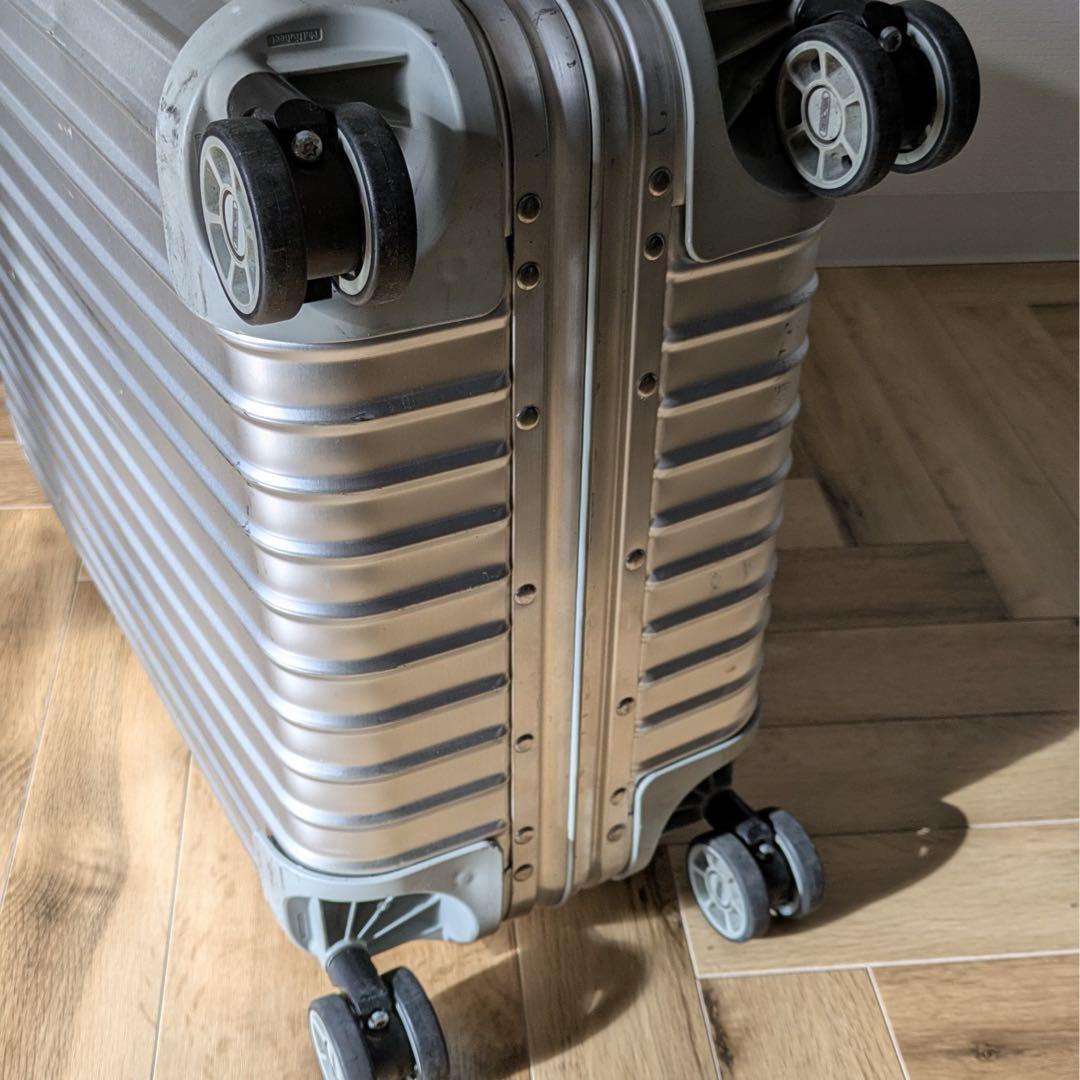 RIMOWA トパーズ 機内持ち込み ３２L ジャンク品