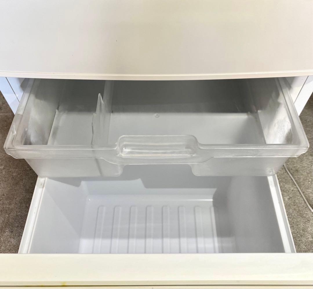 パナソニック　冷凍冷蔵庫　NR-BW14BC-W　2018年製　138L