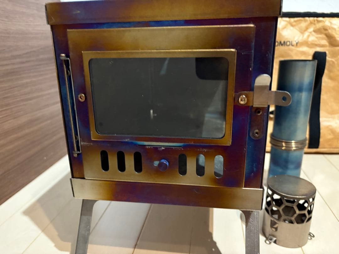 POMOLY TIMBER チタン薪ストーブ 軽量 2.3Kg ガラス窓付き