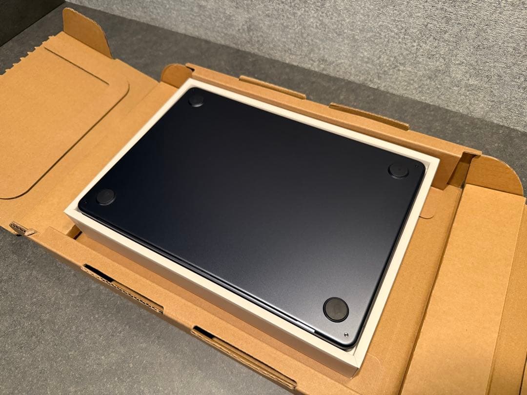 MacBook本体 MacBook Air M2