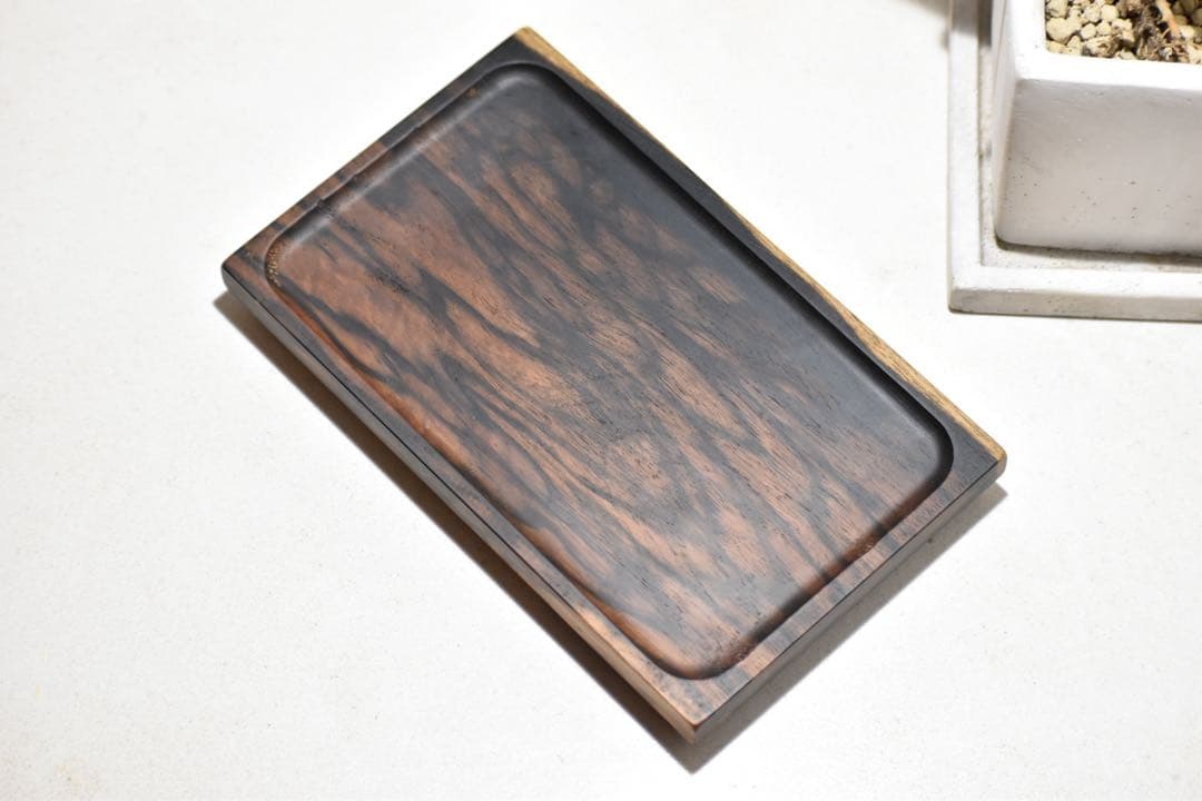 No.485黒柿孔雀杢のトレー