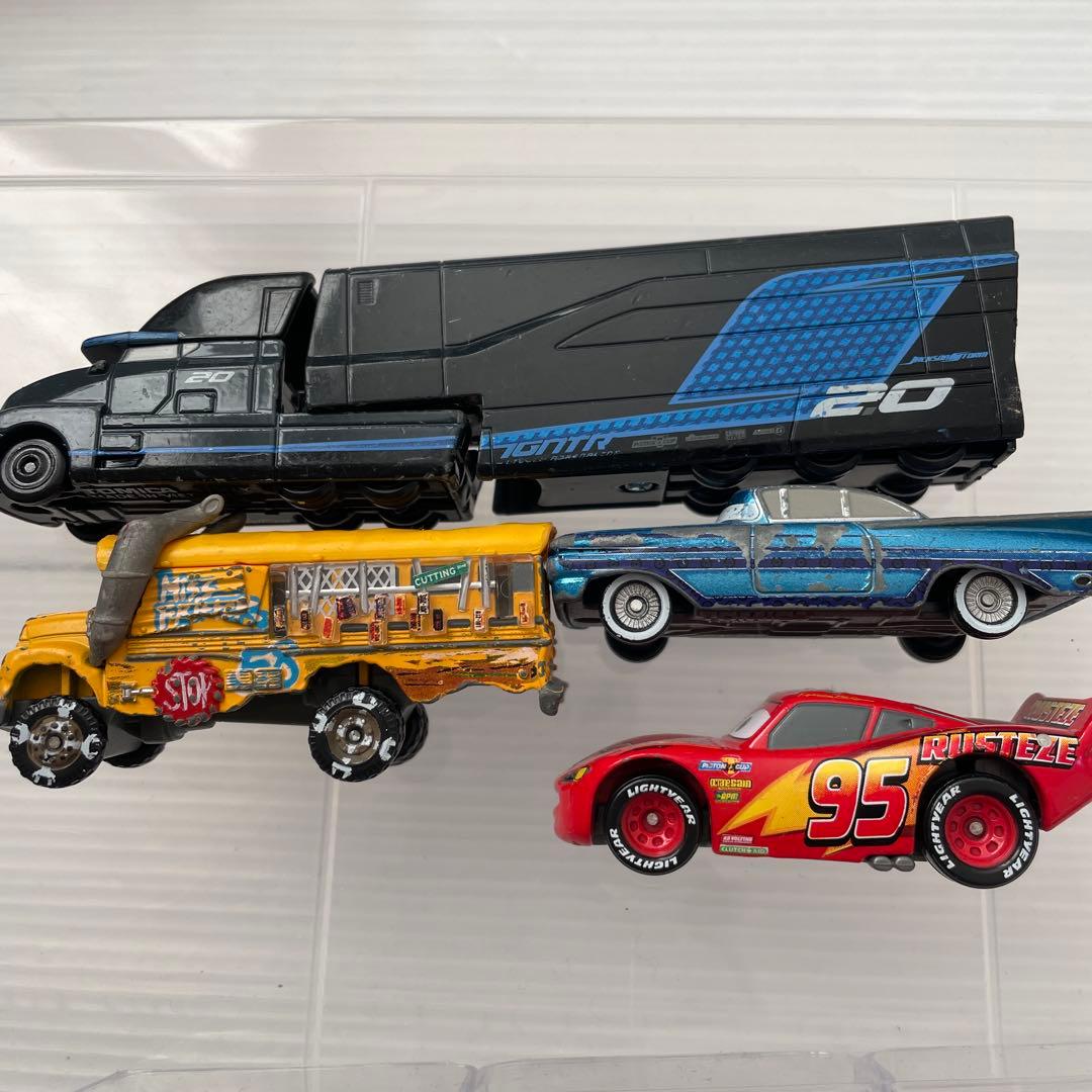 トミカ カーズ　クロスロード　次世代レーサー