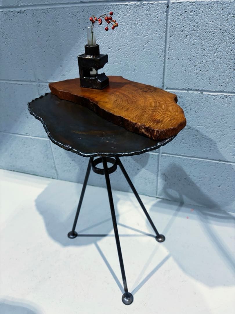 アイアン家具　サイドテーブル　インダストリアル　コーヒーテーブル　ナイトテーブル