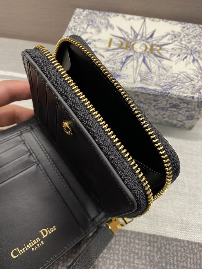 ☆DIORディオール☆“Caro” ☆二つ折財布