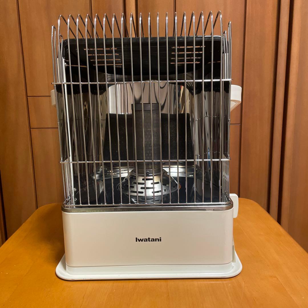 ミ*子様 iwatani カセットガスストーブ　デカ暖　ホワイト