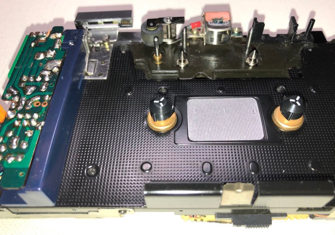 TPS-L2再生感動Guys&Dolls SONY初代カセットウォークマン良品C