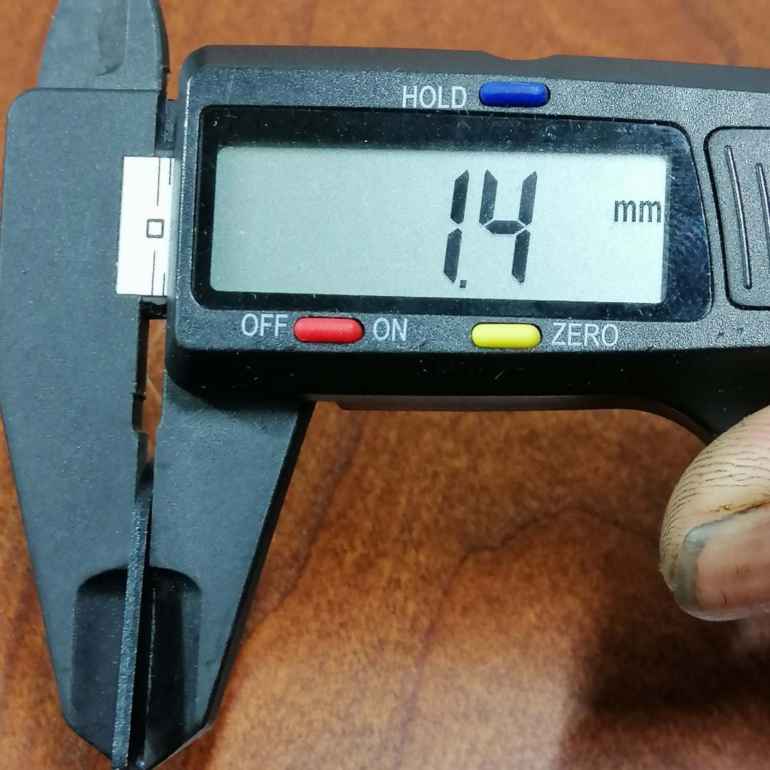 車検対応　超小型ウインカー　4個セット　ブラック　Eマーク148R 2%er製