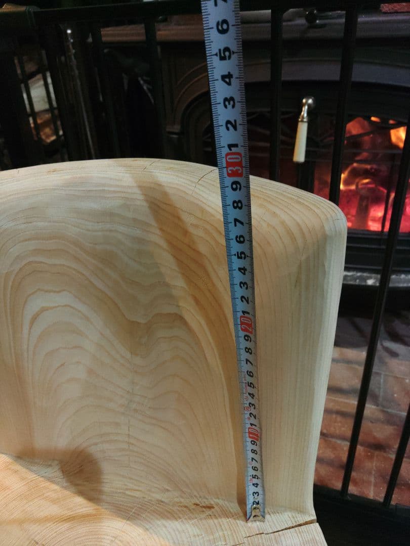 ひのきの丸太スツール背もたれ付き