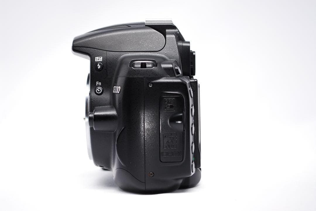 スマホ超えの描写力✨感動の一枚を✨Nikon D5000✨一眼レフカメラ✨