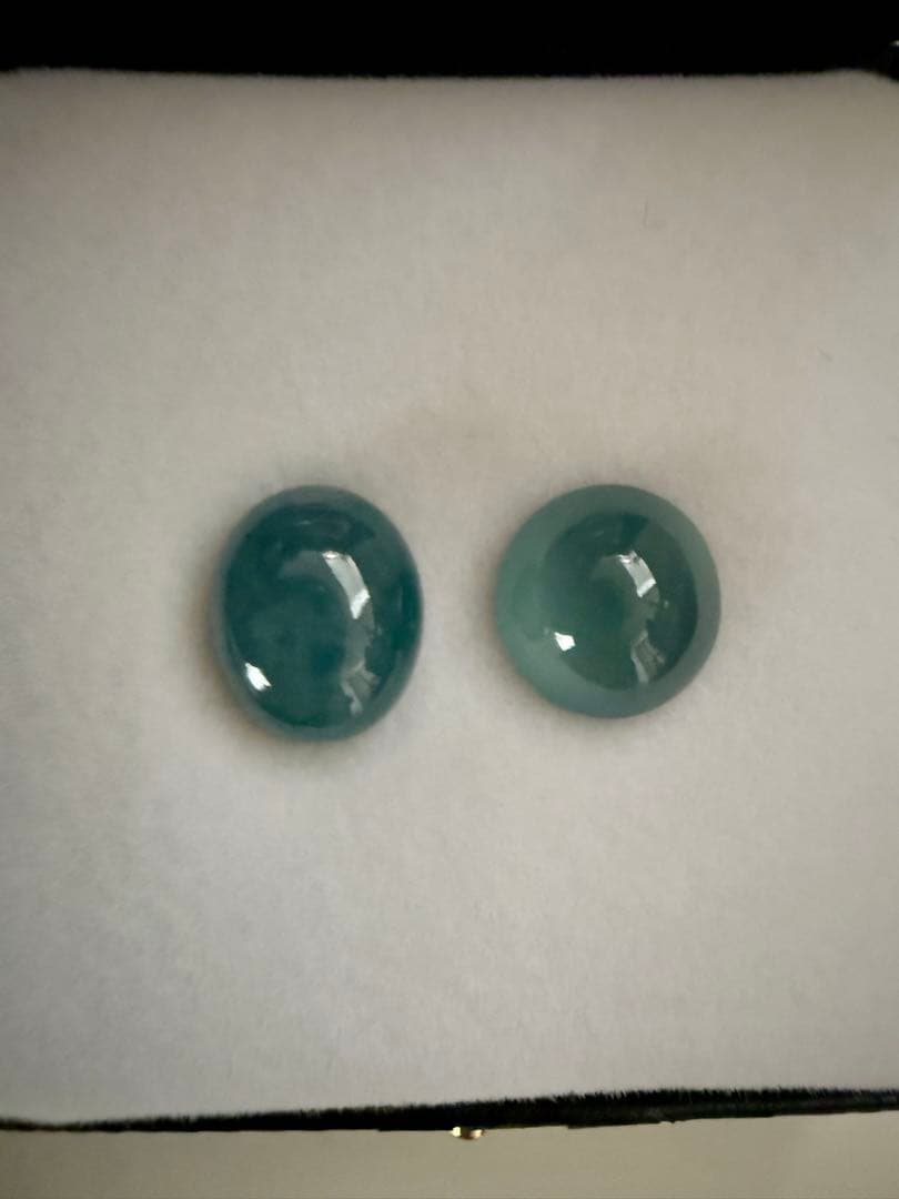 新潟県糸魚川市市振海岸産青(コバルト)ヒスイ　ルース　5.25ct