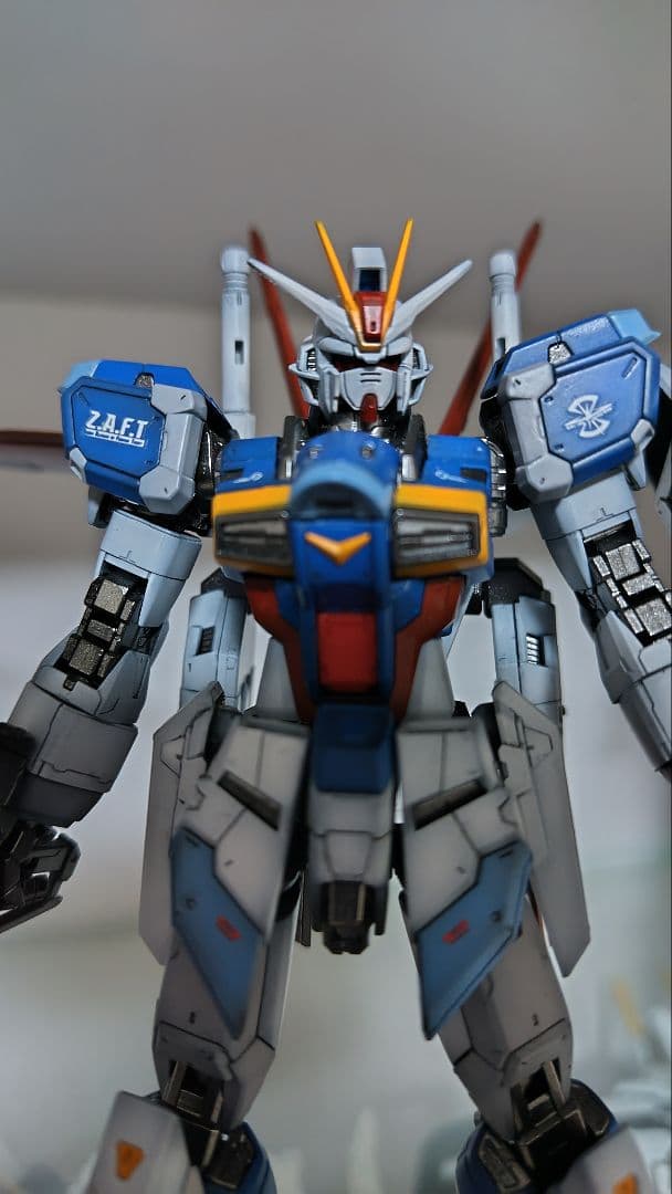 RG フォースインパルスガンダム　ガンプラ完成品