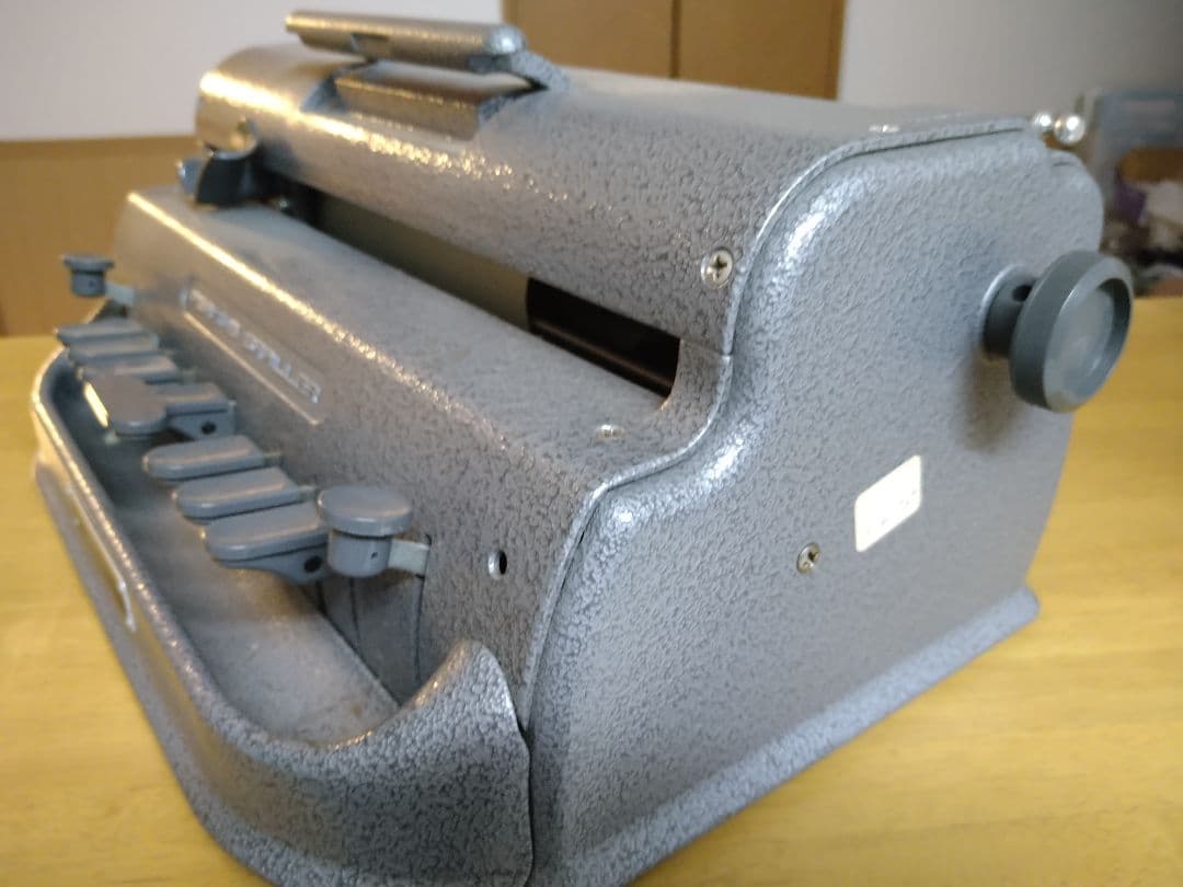 PERKINS BRAILLER 点字タイプライター