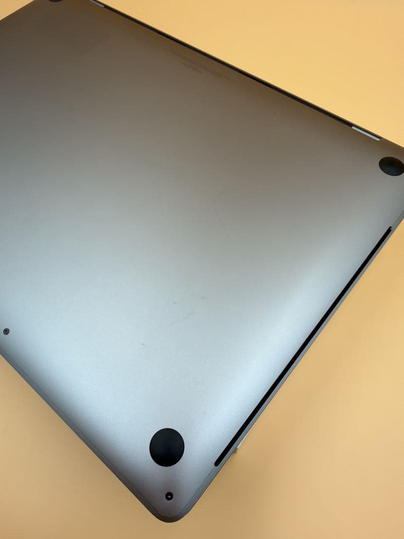 Macbook Pro 2019 16inch 32GB 1TB スペースグレイ