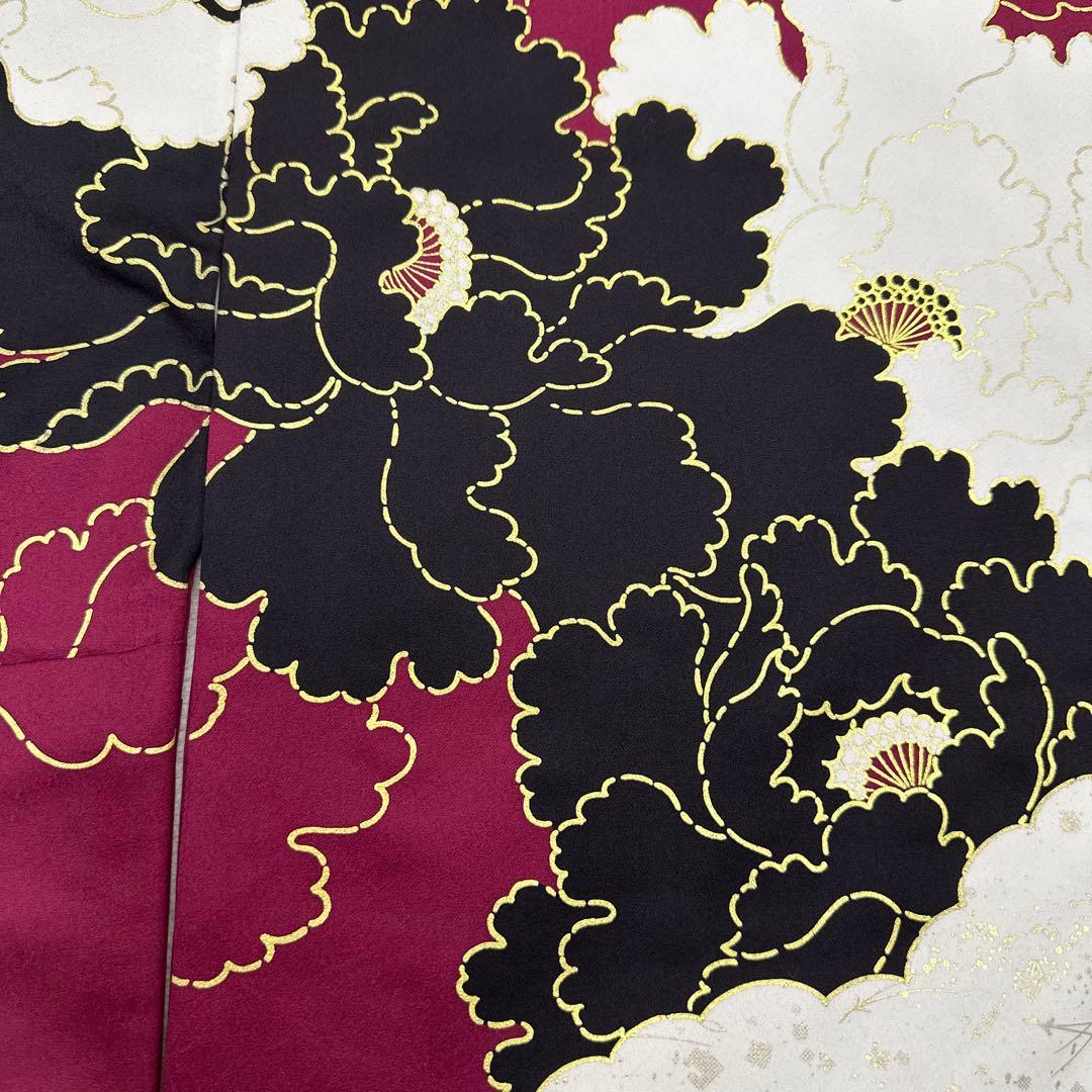深紅 牡丹 金×黒×白 振袖