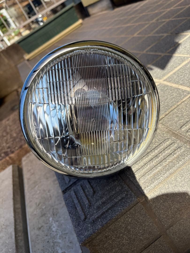 SR400についていたルーカスタイプヘッドライト