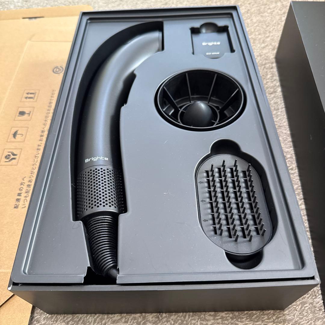Brighte Shower Bister ヘアドライヤー ブラック
